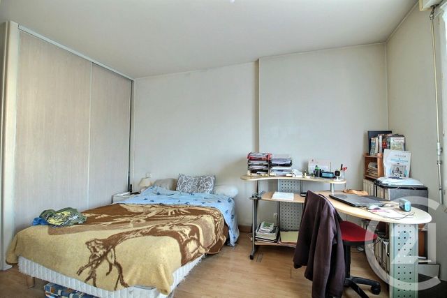 Appartement T2 à vendre - 2 pièces - 47.41 m2 - VENDOME - 41 - CENTRE - Century 21 Girault Immobilier