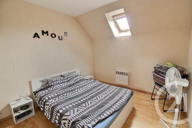 maison à vendre - 7 pièces - 130.0 m2 - ST HILAIRE LA GRAVELLE - 41 - CENTRE - Century 21 Girault Immobilier