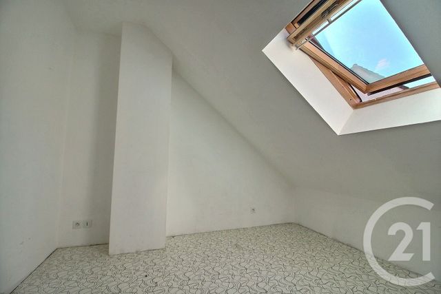 maison à vendre - 7 pièces - 127.19 m2 - ST HILAIRE LA GRAVELLE - 41 - CENTRE - Century 21 Girault Immobilier