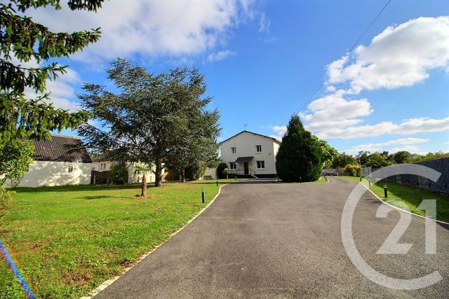 maison à vendre - 5 pièces - 180.15 m2 - VENDOME - 41 - CENTRE - Century 21 Girault Immobilier