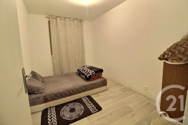 Appartement T3 à vendre - 3 pièces - 59.91 m2 - VENDOME - 41 - CENTRE - Century 21 Girault Immobilier