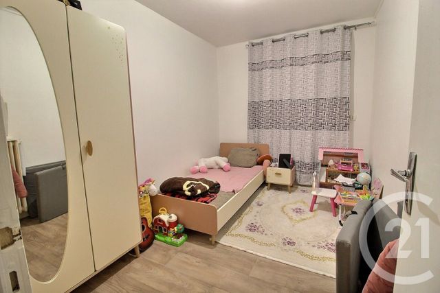 Appartement T3 à vendre - 3 pièces - 59.91 m2 - VENDOME - 41 - CENTRE - Century 21 Girault Immobilier