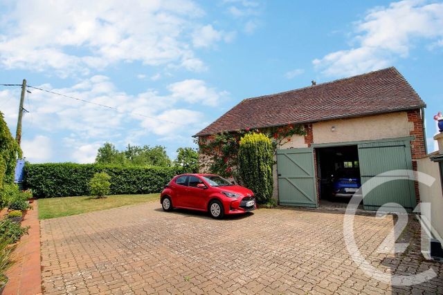 maison à vendre - 7 pièces - 206.89 m2 - ST FIRMIN DES PRES - 41 - CENTRE - Century 21 Girault Immobilier