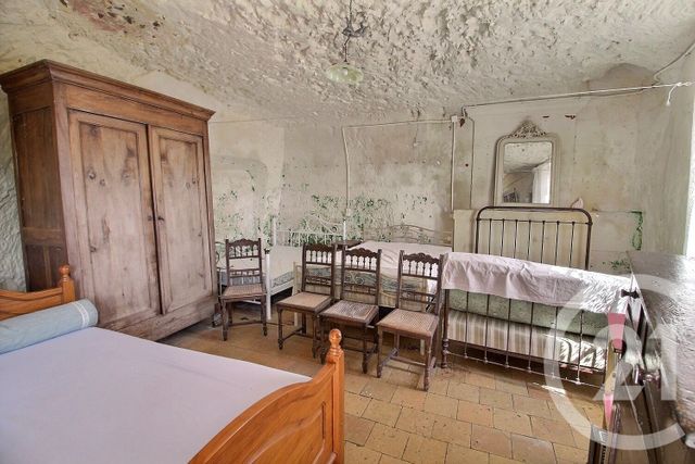 maison à vendre - 10 pièces - 216.0 m2 - LES ROCHES L EVEQUE - 41 - CENTRE - Century 21 Girault Immobilier