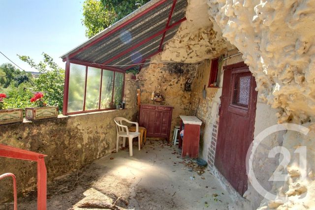 maison à vendre - 10 pièces - 216.0 m2 - LES ROCHES L EVEQUE - 41 - CENTRE - Century 21 Girault Immobilier