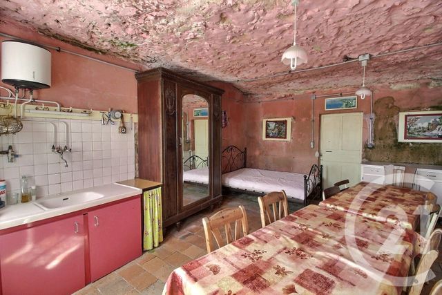 maison à vendre - 10 pièces - 216.0 m2 - LES ROCHES L EVEQUE - 41 - CENTRE - Century 21 Girault Immobilier