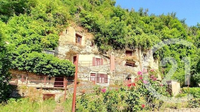 maison à vendre - 10 pièces - 216.0 m2 - LES ROCHES L EVEQUE - 41 - CENTRE - Century 21 Girault Immobilier