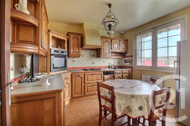 maison à vendre - 6 pièces - 114.74 m2 - BESSE SUR BRAYE - 72 - PAYS-DE-LOIRE - Century 21 Girault Immobilier