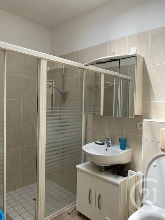 Appartement F1 à louer - 1 pièce - 24.0 m2 - VENDOME - 41 - CENTRE - Century 21 Girault Immobilier