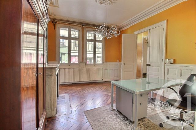 Appartement T3 à vendre - 3 pièces - 90.95 m2 - VENDOME - 41 - CENTRE - Century 21 Girault Immobilier