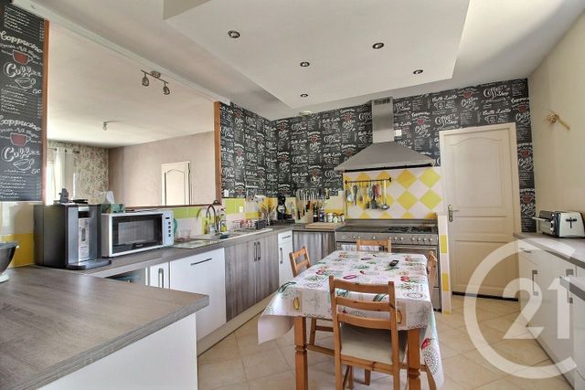 maison à vendre - 7 pièces - 186.79 m2 - MONTOIRE SUR LE LOIR - 41 - CENTRE - Century 21 Girault Immobilier