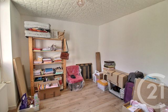 maison à vendre - 5 pièces - 137.0 m2 - ST CALAIS - 72 - PAYS-DE-LOIRE - Century 21 Girault Immobilier