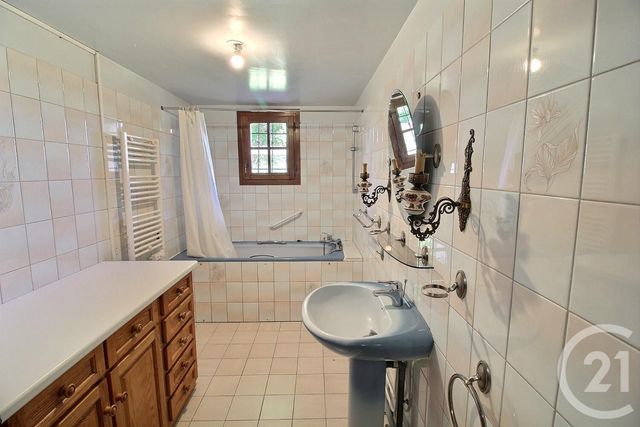 maison à vendre - 6 pièces - 242.38 m2 - CLOYES LES TROIS RIVIERES - 28 - CENTRE - Century 21 Girault Immobilier