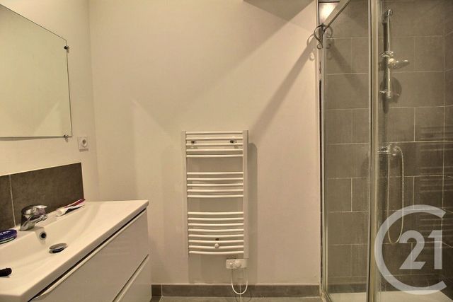 Appartement T3 à vendre - 3 pièces - 70.64 m2 - VENDOME - 41 - CENTRE - Century 21 Girault Immobilier